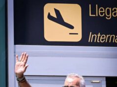 Técnico uruguayo Jorge Fossati arribó hoy a Lima y el miércoles será presentado por la FPF