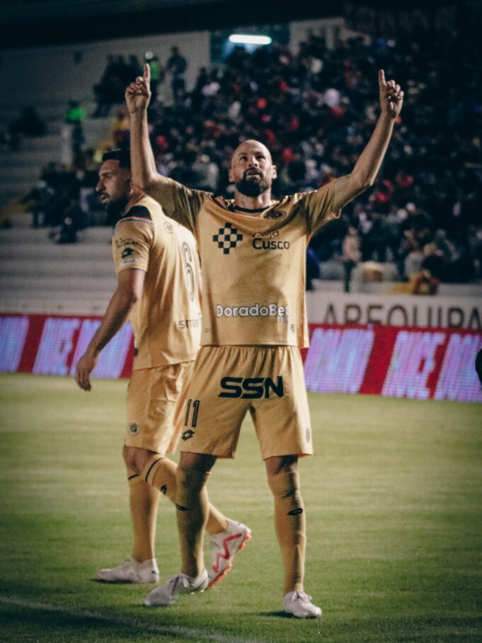 Cusco F.C. dio el primer golpe del Apertura al derrotar a Melgar 3-2 en Arequipa