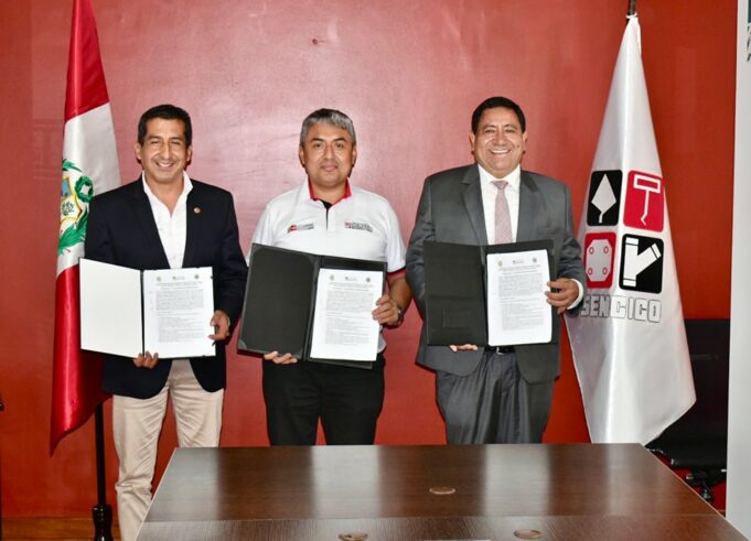 Gilmer Horna logra importante e histórico convenio para construir sede de SENCICO en Amazonas