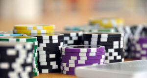 Artistas famosos que disfrutan de los juegos de casino