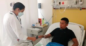 Policías heridos por explosión de granada reciben atención especializada en Hospital Nacional PNP «Luis N. Sáenz»