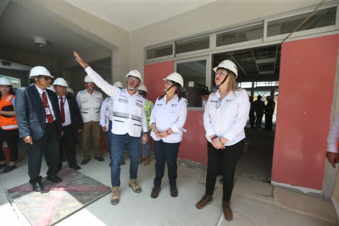 Ministra de Educación inspecciona moderna Escuela Bicentenario en El Cercado de Lima