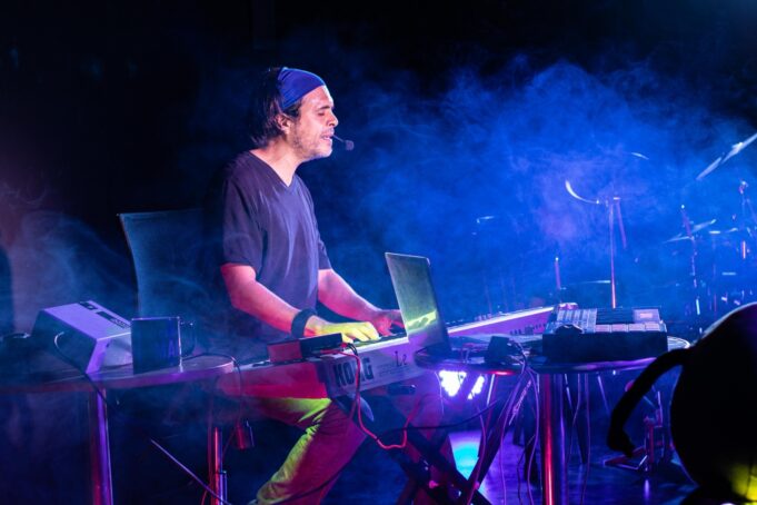 ‘Criaturas ansiosas’, El Unipersonal/Musical que toca temas de salud mental