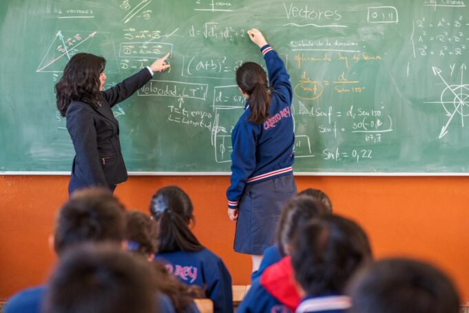 El Ministerio de Educación denuncia a red social que ofrece constancias fraudulentas de PerúEduca