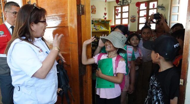 Ministra de Educación convoca a autoridades regionales y locales trabajar juntos por el buen inicio de año escolar