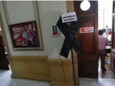 Perú Libre protesta con canción ‘Dina asesina’ durante conmemoración de los 30 años de la Constitución del 93