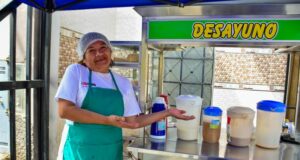 Lideresa de olla común en Comas fortalece su compromiso social con los más necesitados