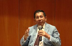 Fallas en Ley de contrataciones paraliza y genera demoras en miles de obras públicas