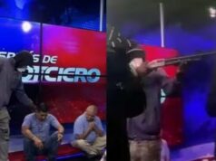 Delincuentes armados y encapuchados toman canal de TV en Ecuador EN VIVO y secuestran a todo el personal