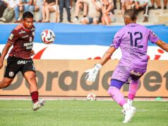 Universitario goleó al Carlos Mannucci en Trujillo 4-0 en debut del Apertura