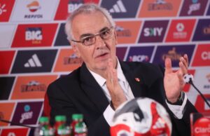 Jorge Fossati promete mucho trabajo al ser presentado como técnico de Perú