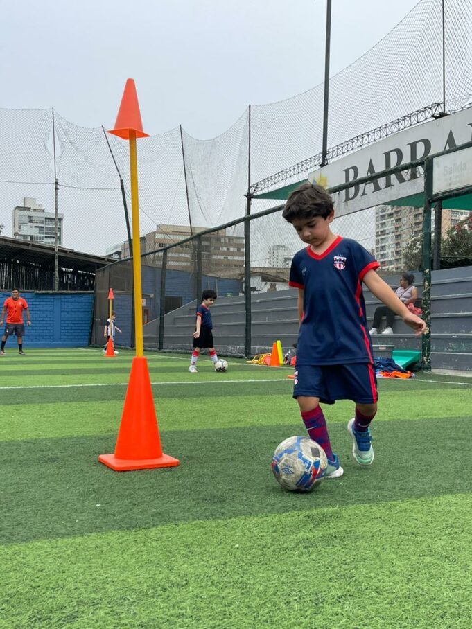 Escuela Óscar Ibáñez forma nuevos valores