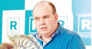 Rafael López Aliaga:Hipoteca Lima a pesar de estar cerca de una consulta popular para revocatoria