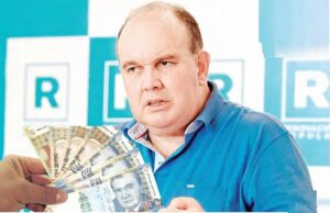 Rafael López Aliaga:Hipoteca Lima a pesar de estar cerca de una consulta popular para revocatoria