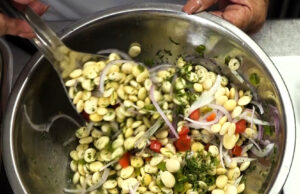 MIDAGRI: 140 mil familias producen legumbres en el Perú