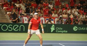 Ignacio Buse le dió el punto a Perú al vencer a chileno Jarry y vamos 1-1 en la Copa Davis