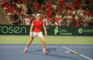 Ignacio Buse le dió el punto a Perú al vencer a chileno Jarry y vamos 1-1 en la Copa Davis