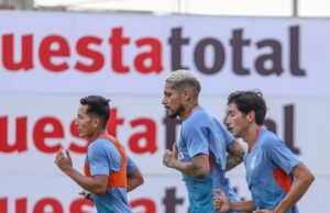 Paolo Guerrero tuvo su primera práctica con su club César Vallejo en Trujillo