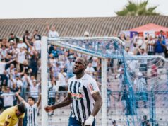 Alianza Lima goleó a Comerciantes Unidos 5-1 y quedó a un punto de los líderes