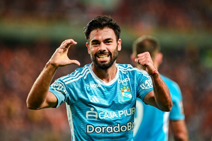 Cristal debuta esta noche en la Libertadores ante Always Ready en el Alto-Bolivia