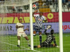 Universitario se llevó el Clásico ante Alianza Lima 1-0 y es líder del Apertura