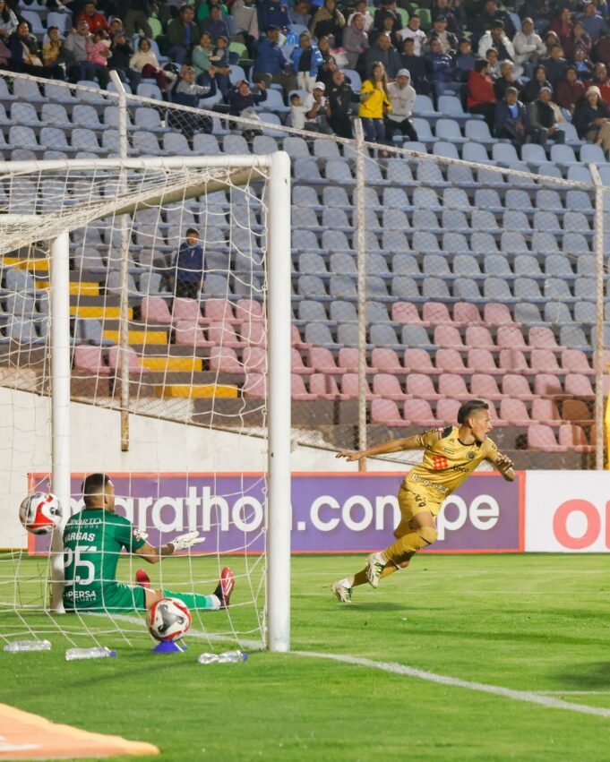 Cusco F.C. en el final superó a Garcilaso 1-0 que terminó con 8 jugadores