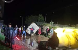 Arequipa: Desborde del río Chococo en La Unión genera daños y una familia fue rescatada