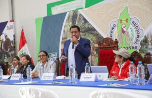 Ministra de Ambiente y Gobernador de Amazonas unen lazos para impulsar soluciones frente a la tala ilegal
