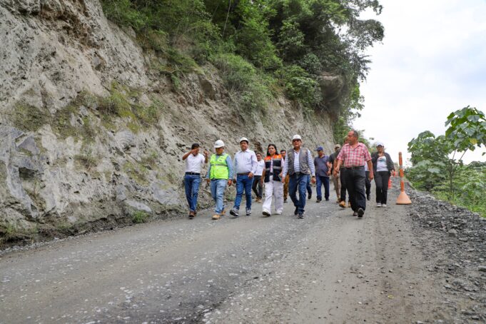 Gilmer Horna encabeza visita técnica para resolver con urgencia la problemática en el Sector El Aserradero tras terremoto de 2021