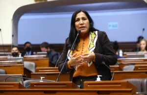 Flor Pablo Medina anunció su renunciaal Partido Morado