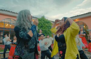 Fredy Ortiz y Daniela Prado lanzan carnaval ayacuchano junto a la Comparsa Juventud StarMusic