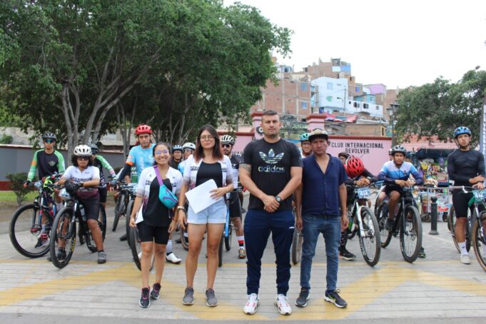Con gran aceptación se llevó a cabo la bicicleteada «Rumbo al Cerro San Cristóbal»