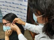 ESSALUD: Destapan millonario negocio de médicos del Almenara en compra de audífonos cocleares