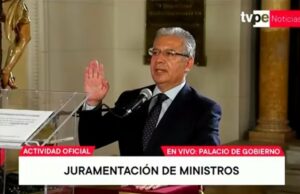 Walter Astudillo juró como ministro de Defensa en reemplazo de Jorge Chávez Cresta