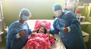 Médicos del Hospital Nacional PNP «Luis N. Sáenz» operan con éxito a hija de Suboficial de la policía