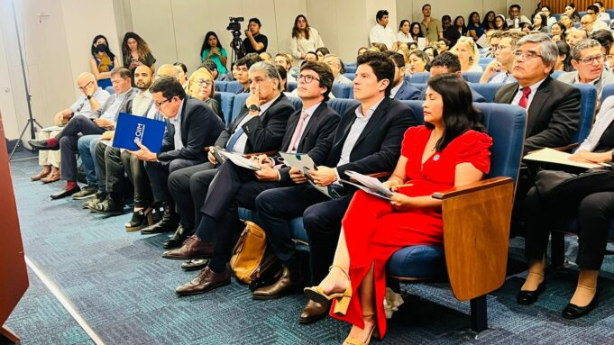 Apoyo a personas refugiadas, migrantes y peruanos en situación vulnerable