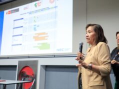 Ministra Choquehuanca anuncia que en abril estarían listos los expedientes técnicos para los kits escolares