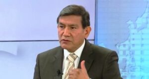 Fiscalía denuncia a exministro del Interior Carlos Morán por aprovechamiento indebido del cargo