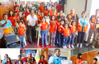 Niños se gradúan de minibrigadistas