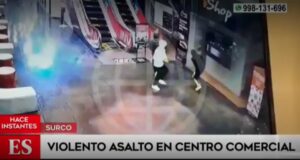 Robos en manada. A combazos roban lujosos celulares IPhone en Centro Comercial El Polo