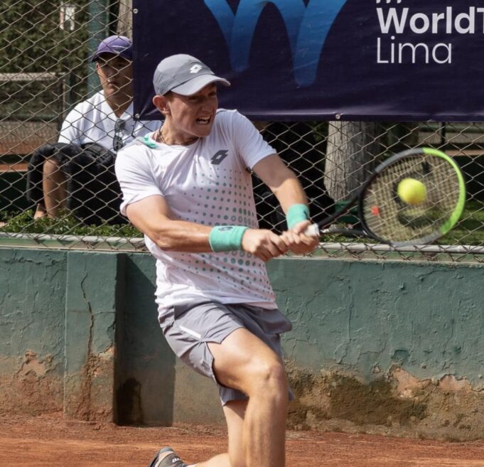 Una buena y la otra mala en el tenis peruano