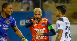 Paolo Guerrero se estrenó con gol en la Vallejo que empató con Cusco F.C. 2-2