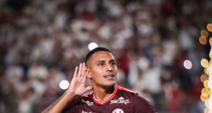 Universitario venció a Cusco F.C. 1-0 con gol de Valera y es líder del Apertura