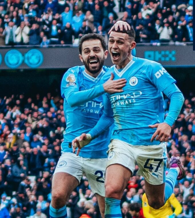 Manchester City en gran reacción se impuso al Manchester United 3-1
