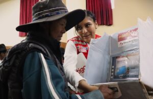 Puno: Contigo enseña a usuarios con discapacidad a usar su tarjeta para el cobro oportuno de su pensión