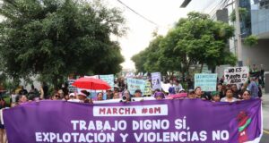 Medios de comunicación del gobierno ignora expresión cultural demiles de jóvenes que marcharon por el Día Internacional de la Mujer