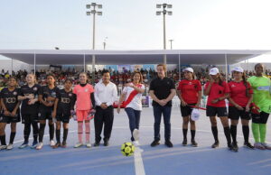 MIMP organizó partido de fútbol entre equipos femeninos de Universitario y Alianza Lima