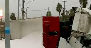 Triple choque en Ventanilla provoca derrame de petróleo en tramo de av. Gambetta