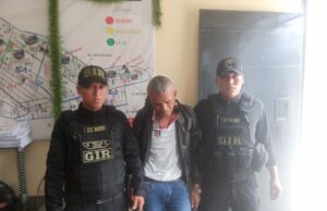 Serenazgo de Comas capturó al ‘Loco del Celular’ del mercado de Naranjal