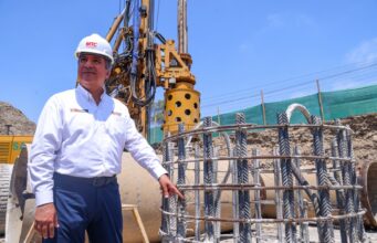 Raúl Pérez Reyes defiende a Dina Boluarte: «No creemos que justifique una vacancia»